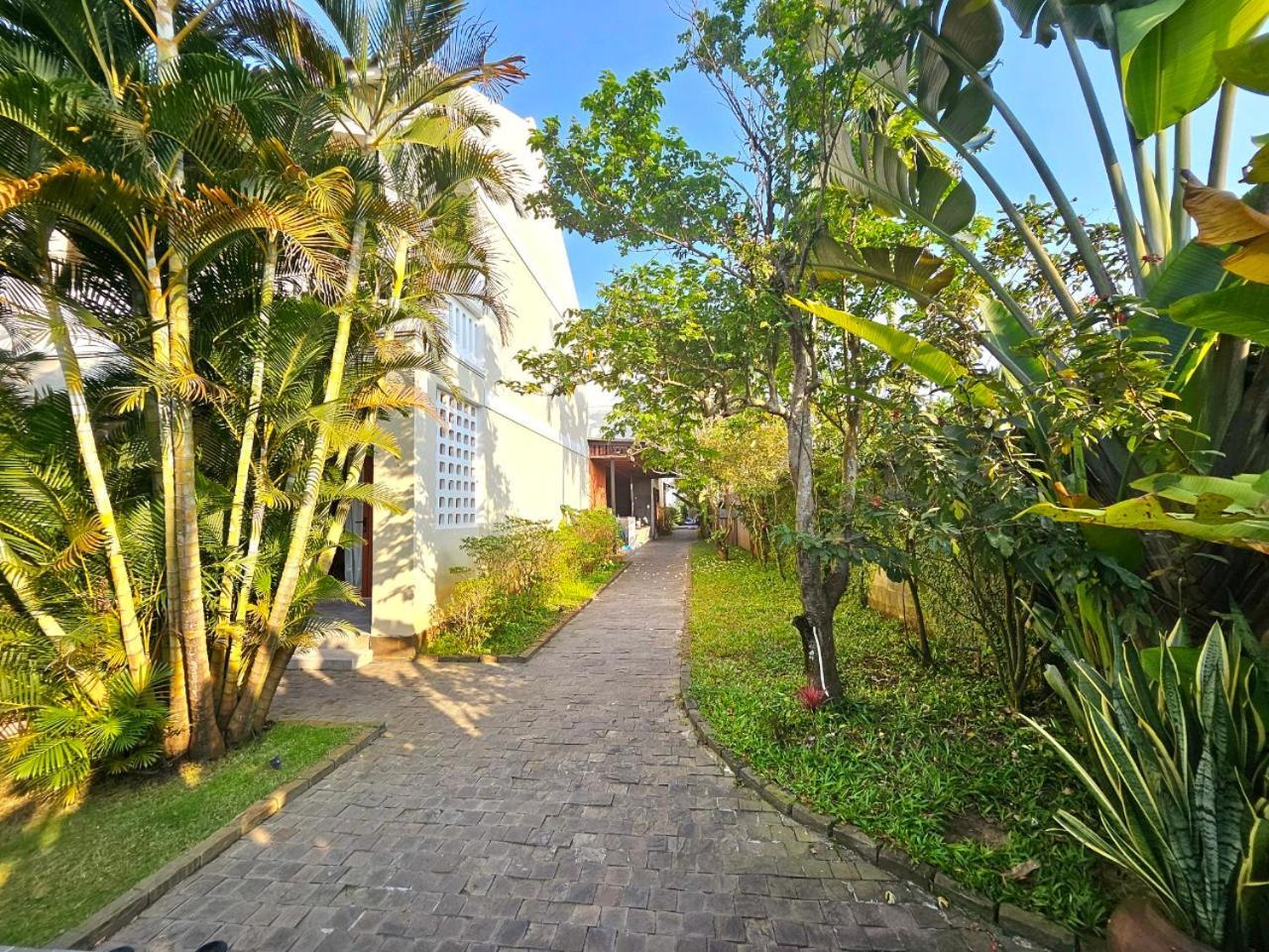 En Retreat Hoi An Bed and Breakfast Buitenkant foto