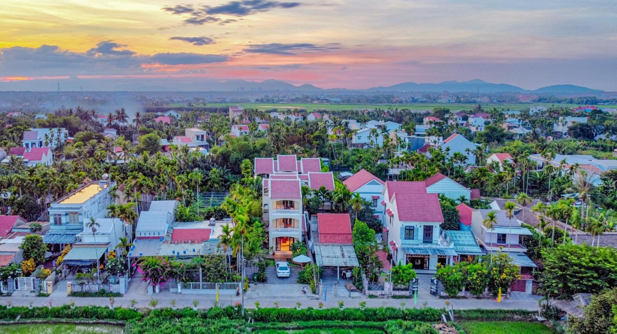En Retreat Hoi An Bed and Breakfast Buitenkant foto